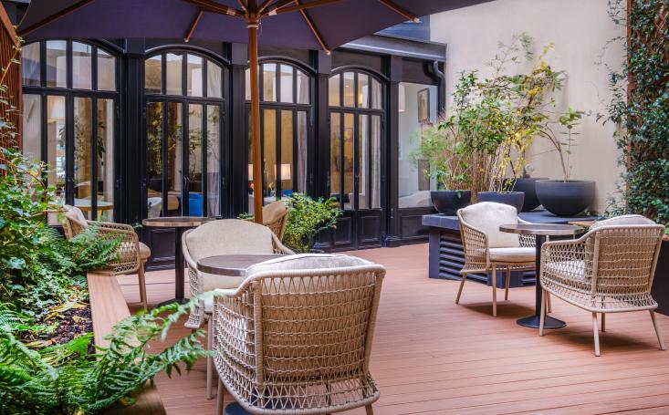 Le Walt Hotel - Patio